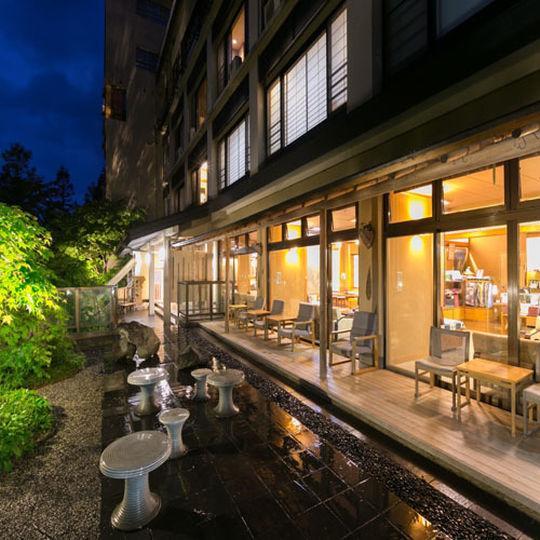 ホテルKanouya 渋川市 エクステリア 写真